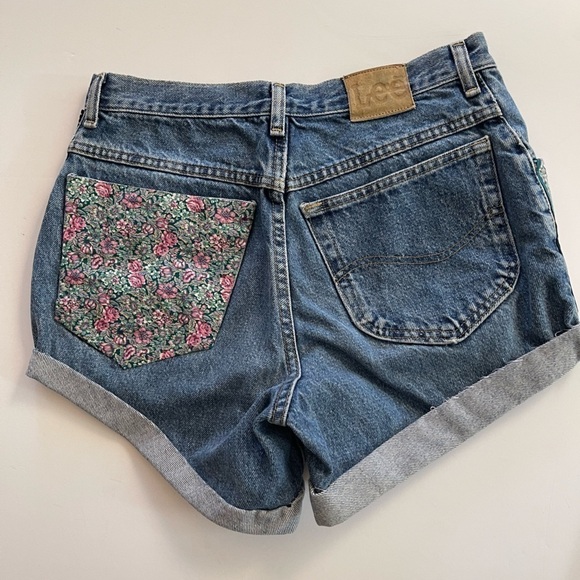 Customized Lee Jeans Shorts w/Studs Floral Appliqué Denim 30 - Picture 2 of 15